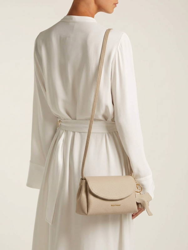 下载 (11) DIY Bag Kit: The Minimalist Flap Crossbody with Elephant Charm
