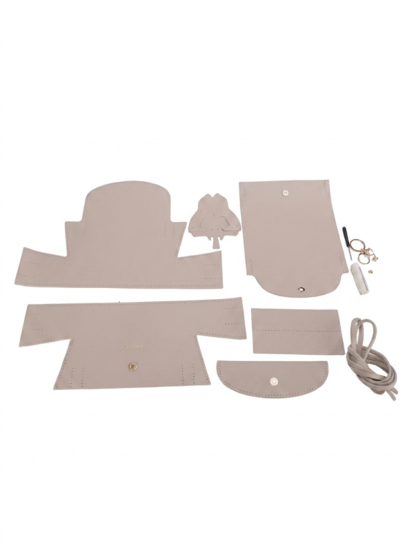 下载 (13) DIY Bag Kit: The Minimalist Flap Crossbody with Elephant Charm